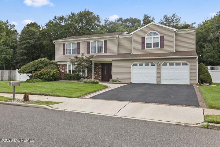 Property Photo:  55 Hedgewood Road  NJ 07731 