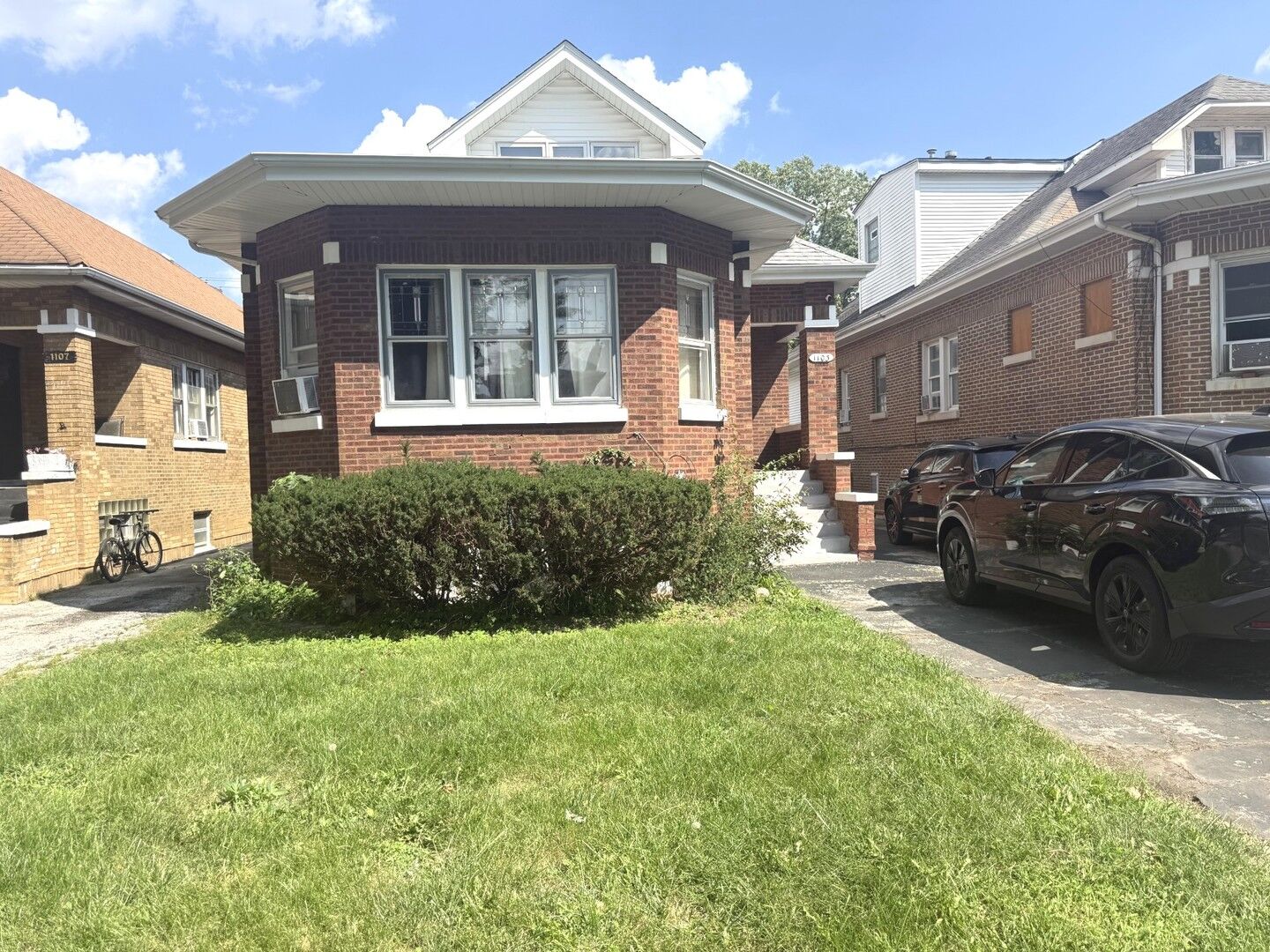 Property Photo:  1103 N 8th Avenue  IL 60153 