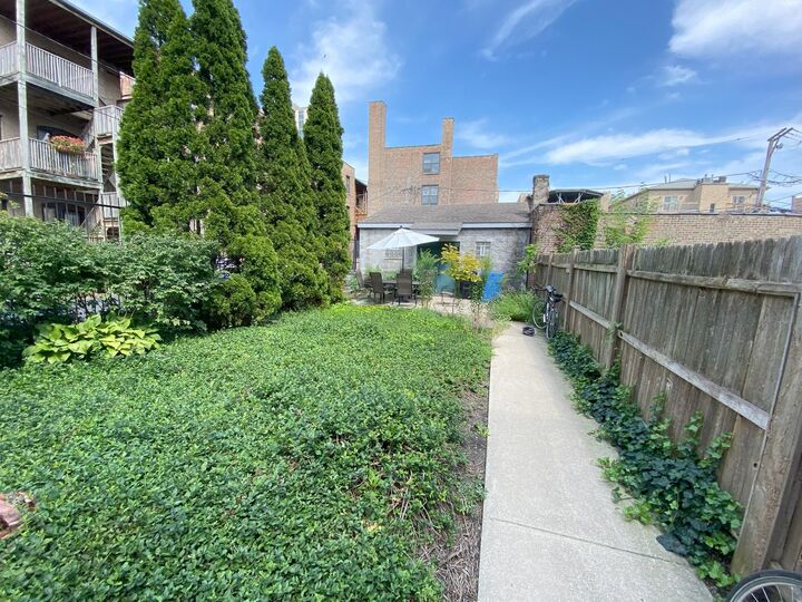 Property Photo:  6109 S Greenwood Avenue  IL 60637 