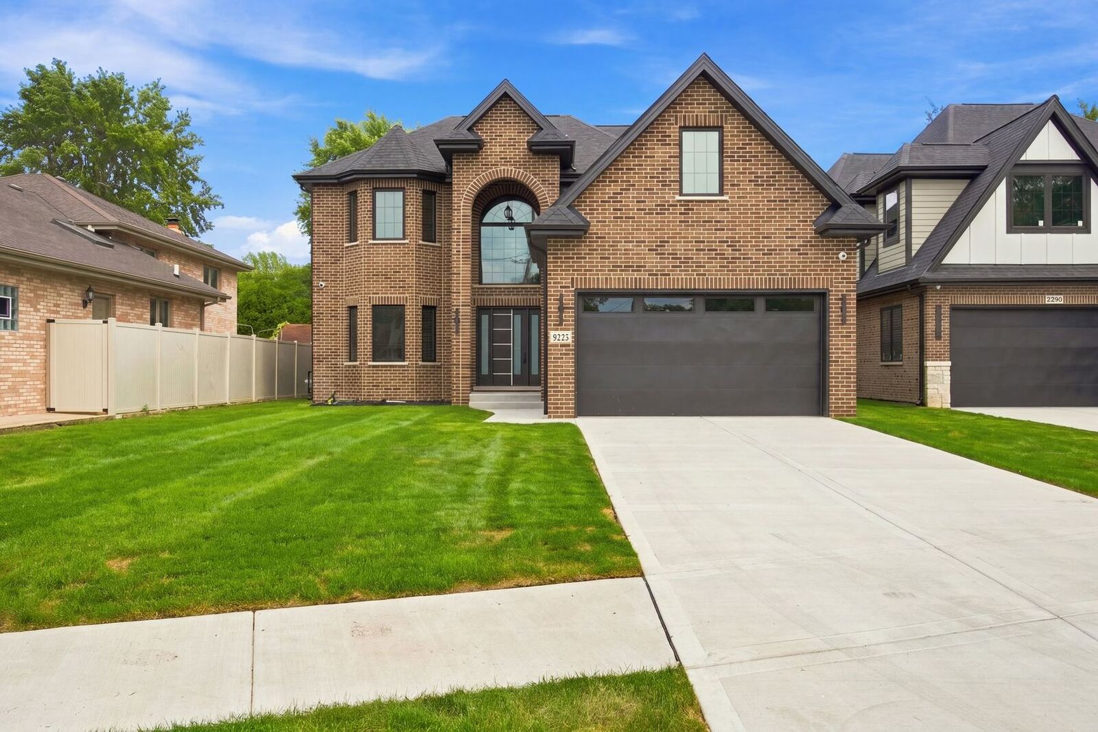 Property Photo:  9235 Crescent Court  IL 60453 