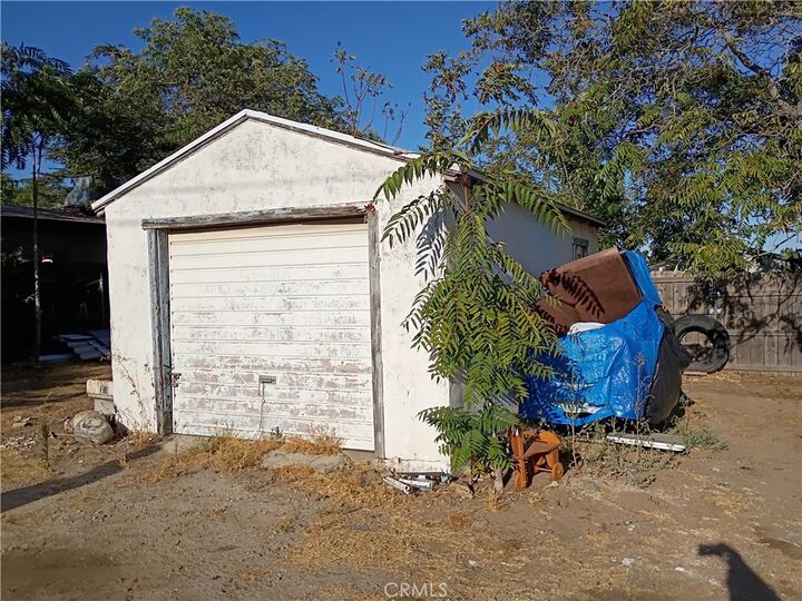 Property Photo: 621 E Theodore CA 92220