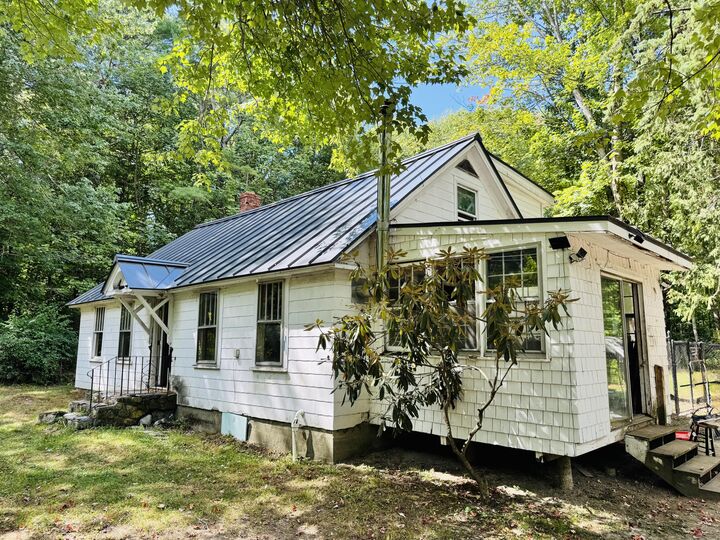 Property Photo:  281 Annabessacook Road  ME 04364 