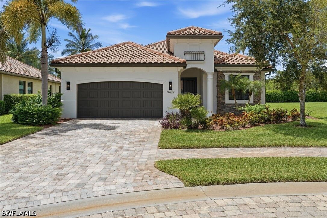 Property Photo: 9479 Piacere Way FL 34113