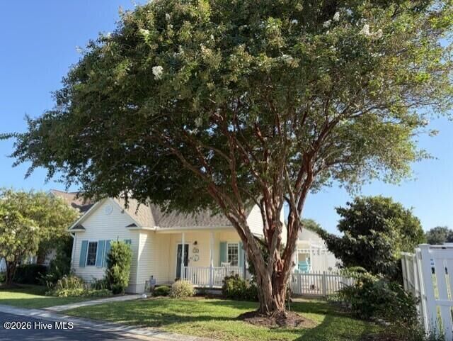 Property Photo:  200 Macgregor Drive  NC 28516 