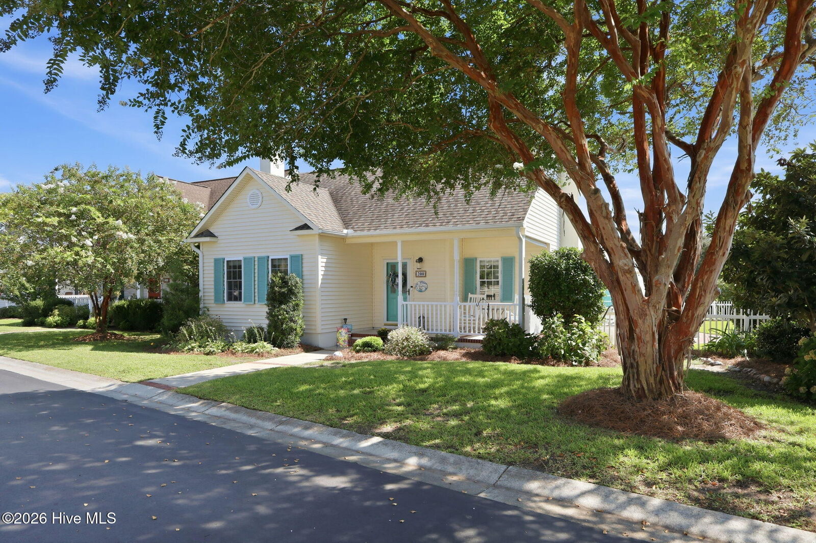 Property Photo: 200 Macgregor Drive NC 28516