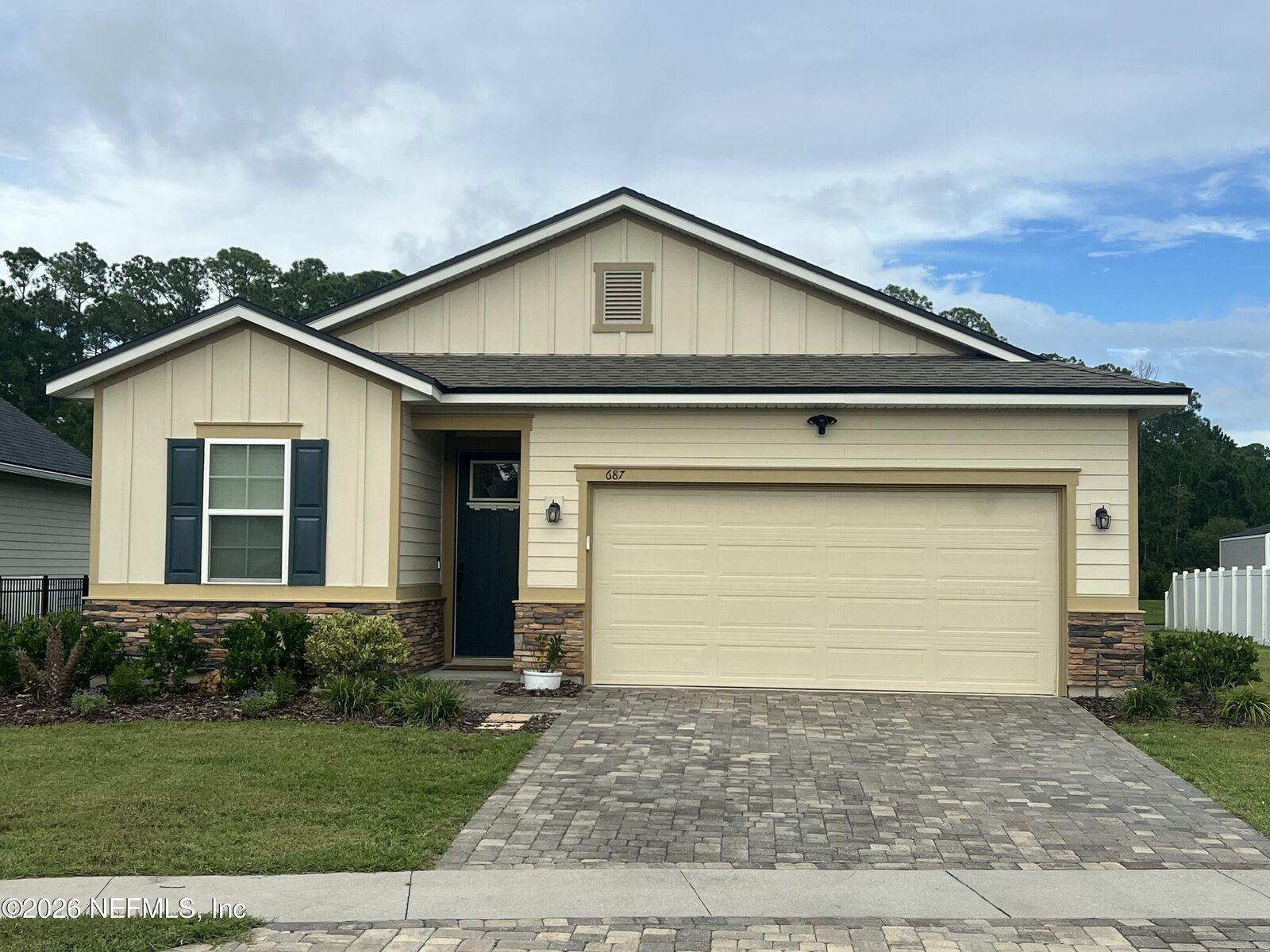 Property Photo:  687 Sandstone Drive  FL 32086 