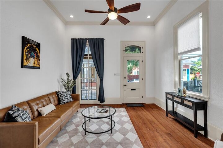 Property Photo:  3824 Dauphine Street  LA 70117 