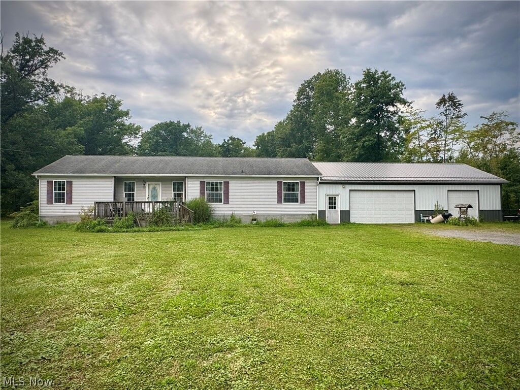 Property Photo:  1886 N Pricetown Road  OH 44412 