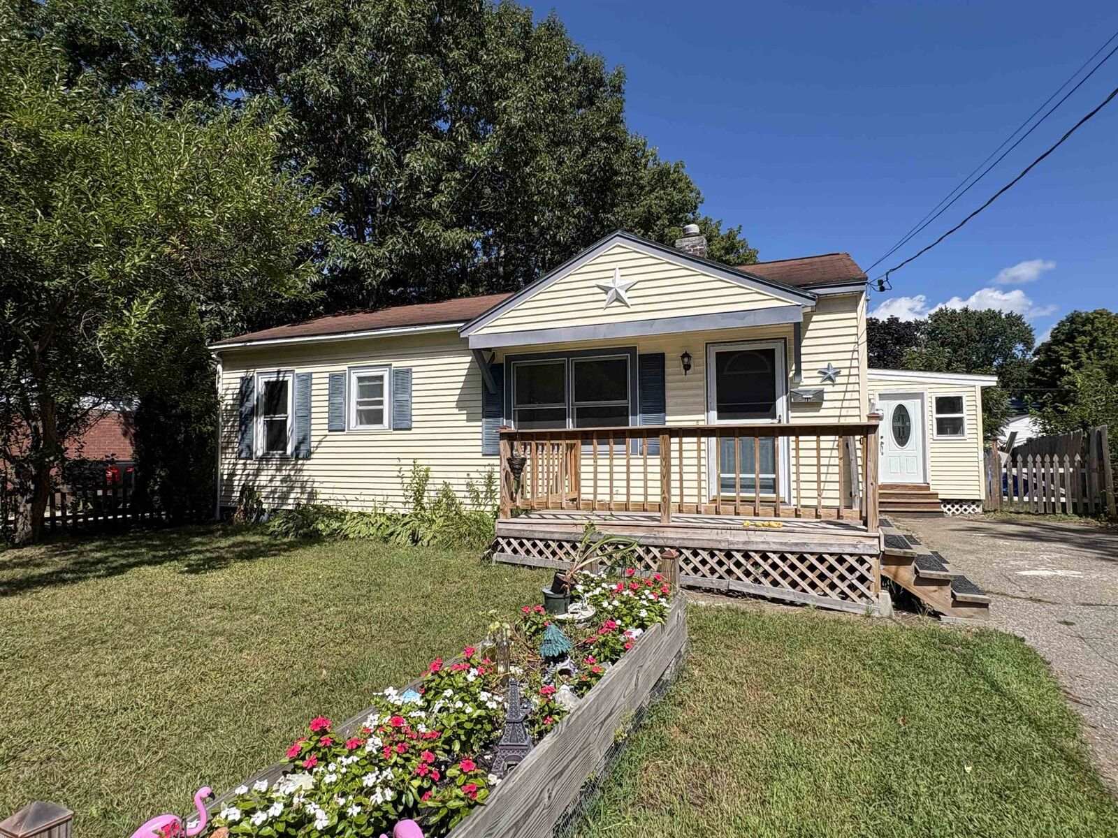 Property Photo: 11 Mohawk Avenue VT 05452