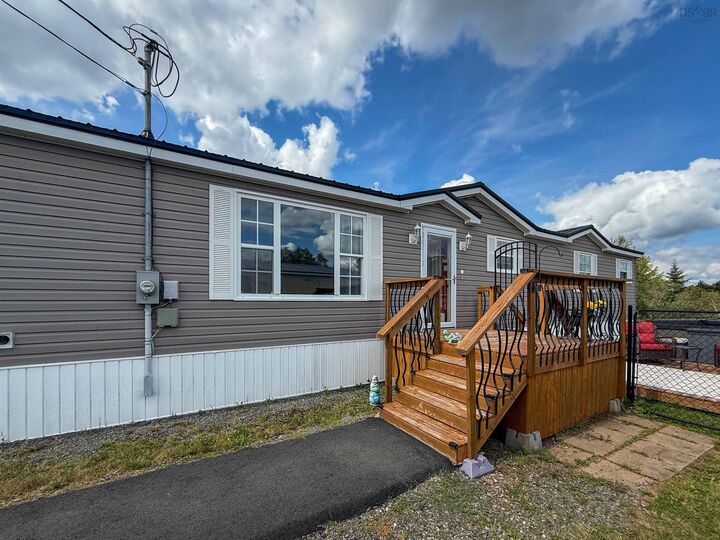 Property Photo:  52 Empire Loop  NS B2N 7B5 