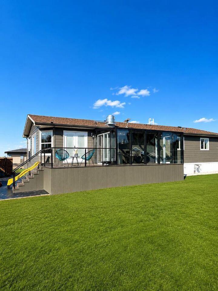 Property Photo: 316 5 Avenue AB T0K 0J0