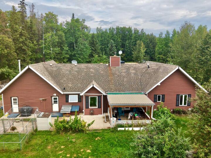 Property Photo:  843058 Range Road 222 37  AB T8S 1S8 