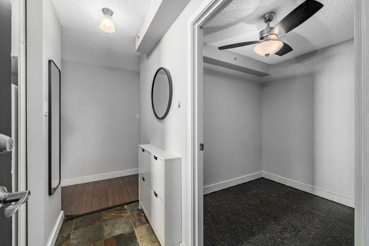 Property Photo:  1240 12 Avenue SW 706  AB T3C 0P3 