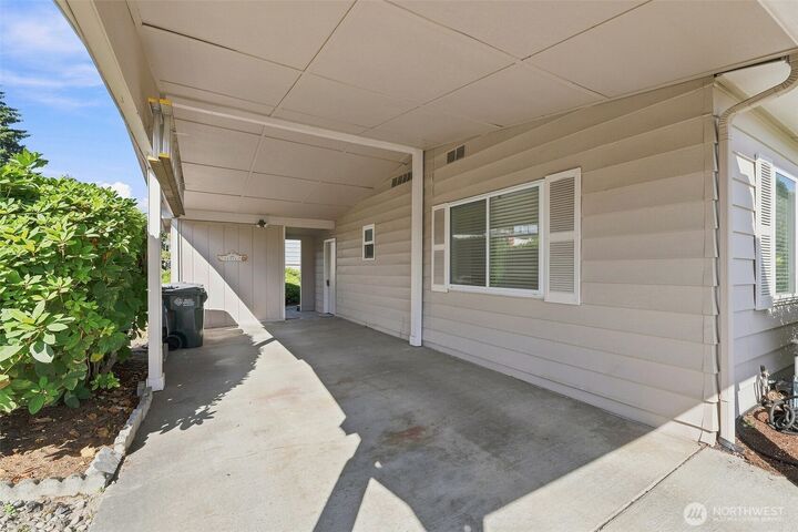 Property Photo: 2500 Alder Street 103 WA 98354