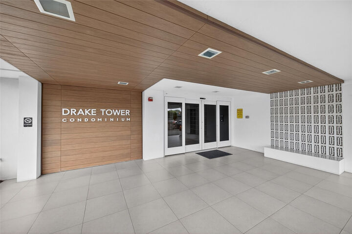 Property Photo:  1800 N Andrews Avenue 2F  FL 33311 
