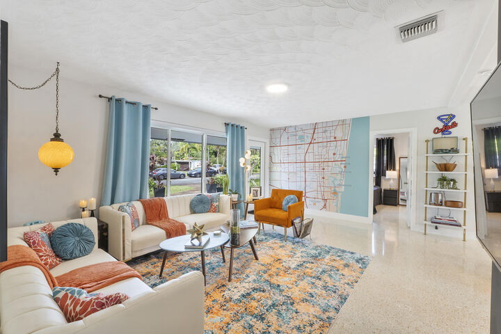 Property Photo: 3557 Lloyd Drive FL 33309