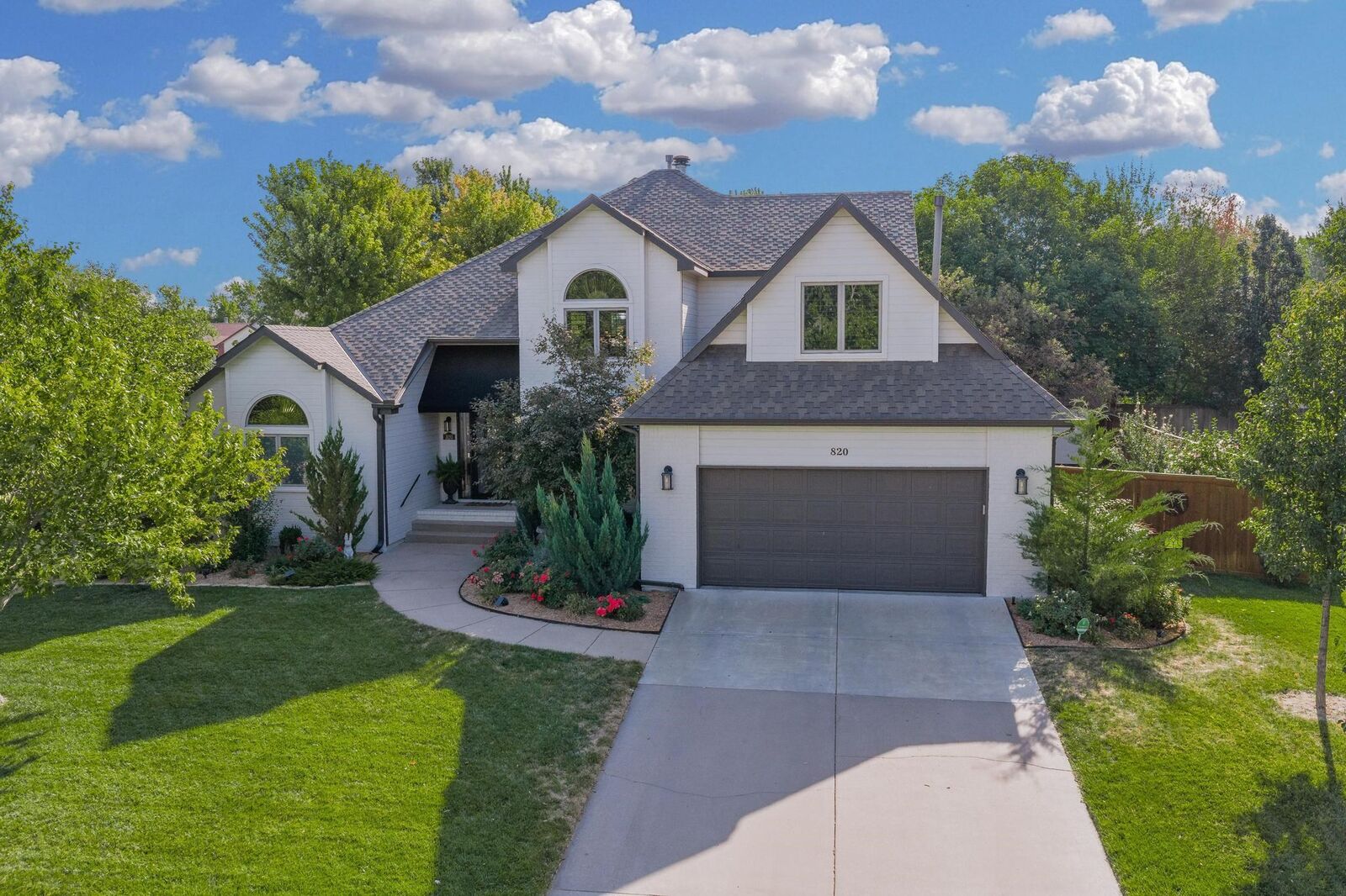 Property Photo: 820 N Sagebrush KS 67230
