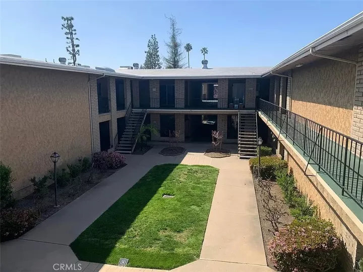 Property Photo:  620 W Huntington 213  CA 91007 