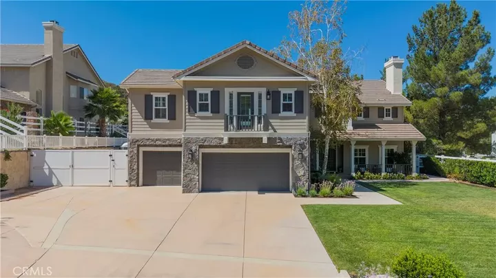 Property Photo:  15260 Saddleback Road  CA 91387 