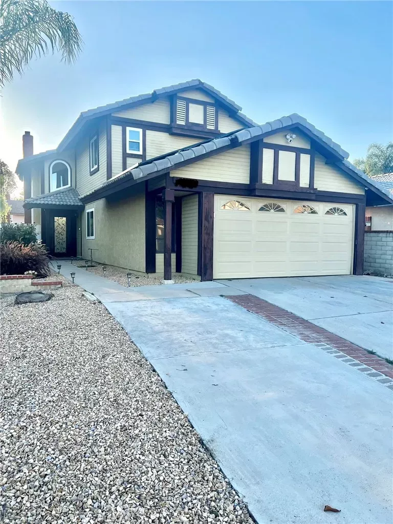 Property Photo:  23713 Mark Twain  CA 92557 