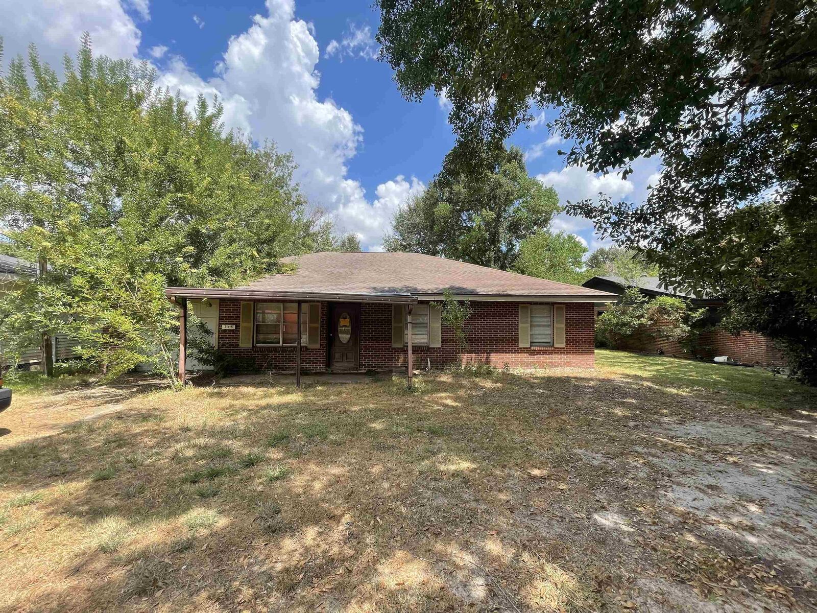 Property Photo:  235 Dupuis St.  TX 77611 
