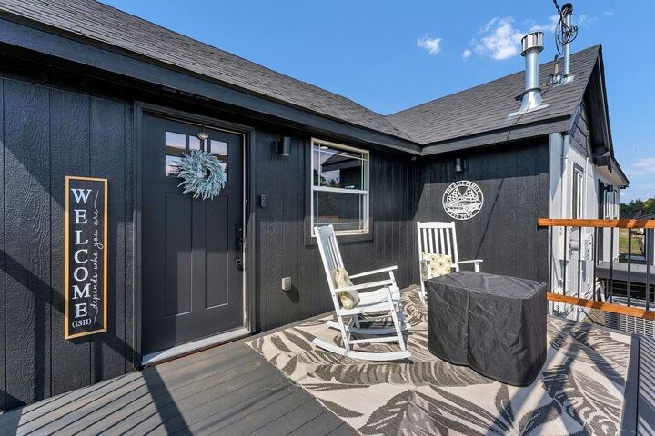 Property Photo:  8809 E Cataldo Ave  WA 99212 