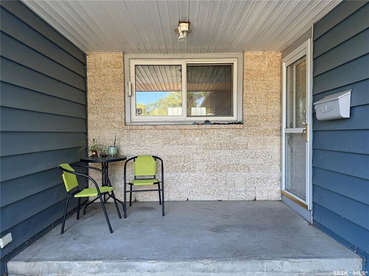 Property Photo:  1209 Shannon Road  SK S4S 5K9 