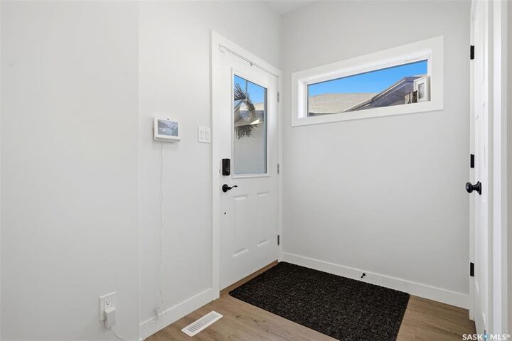 Property Photo:  34 Mackenzie Crescent  SK S0G 0Z0 