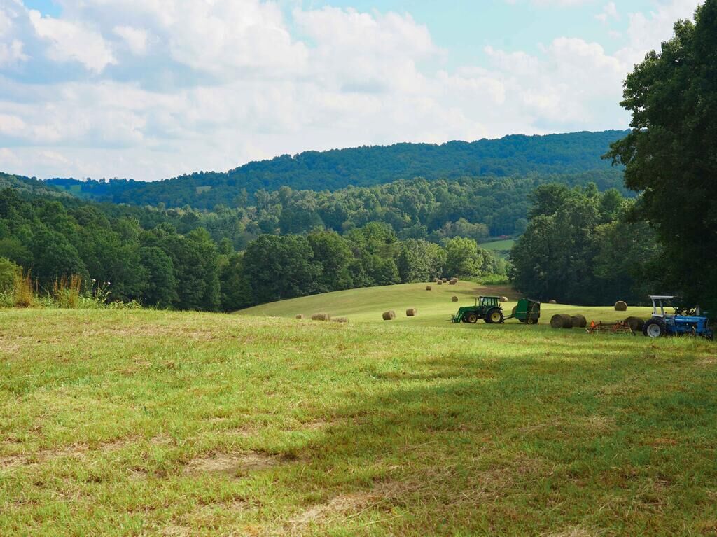 Property Photo: 000 NW Shady Grove Road VA 24380