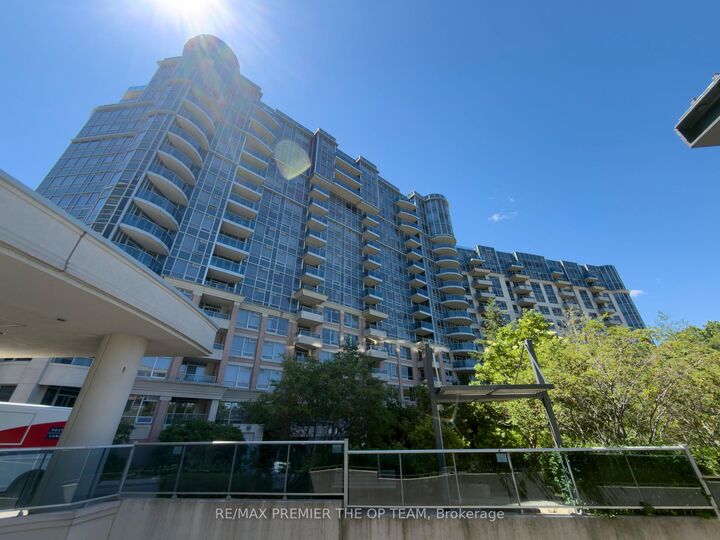 Property Photo:  23 Cox Boulevard 1077  ON L3R 7Z9 