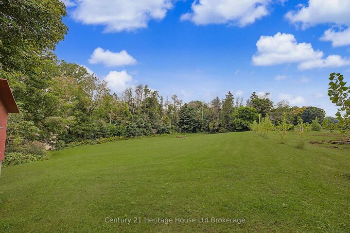 Property Photo:  185559 Cornell Road  ON N0J 1R0 