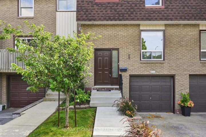 Property Photo:  1115 Paramount Drive 50  ON L8J 1P6 