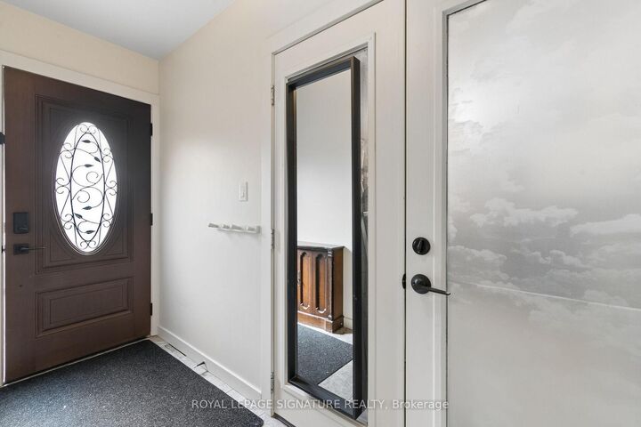 Property Photo:  24 Davidson Street  ON N1S 2T9 