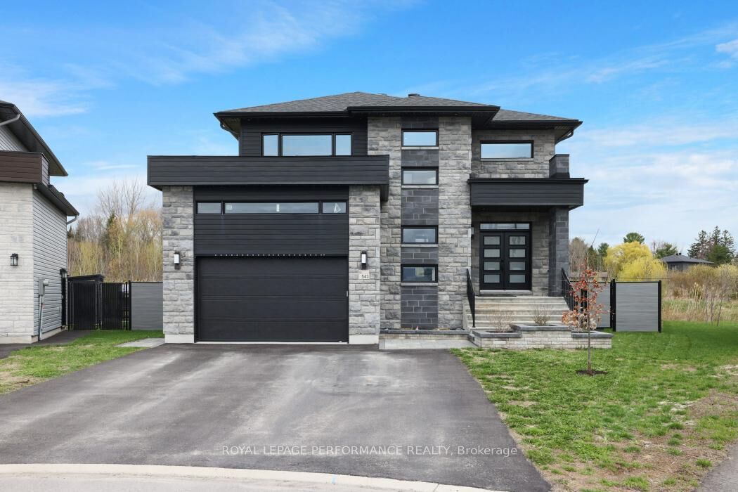 Property Photo:  541 Barrage Street  ON K0A 1M0 