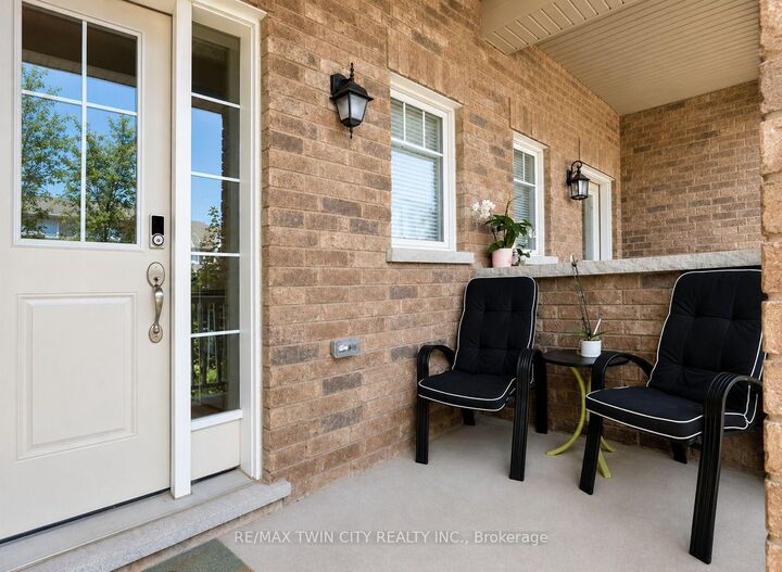 Property Photo:  78 Glenvista Drive Upper  ON N2R 0E3 