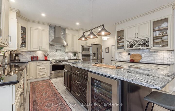 Property Photo:  128 Sammon Drive  ON N0B 2K0 
