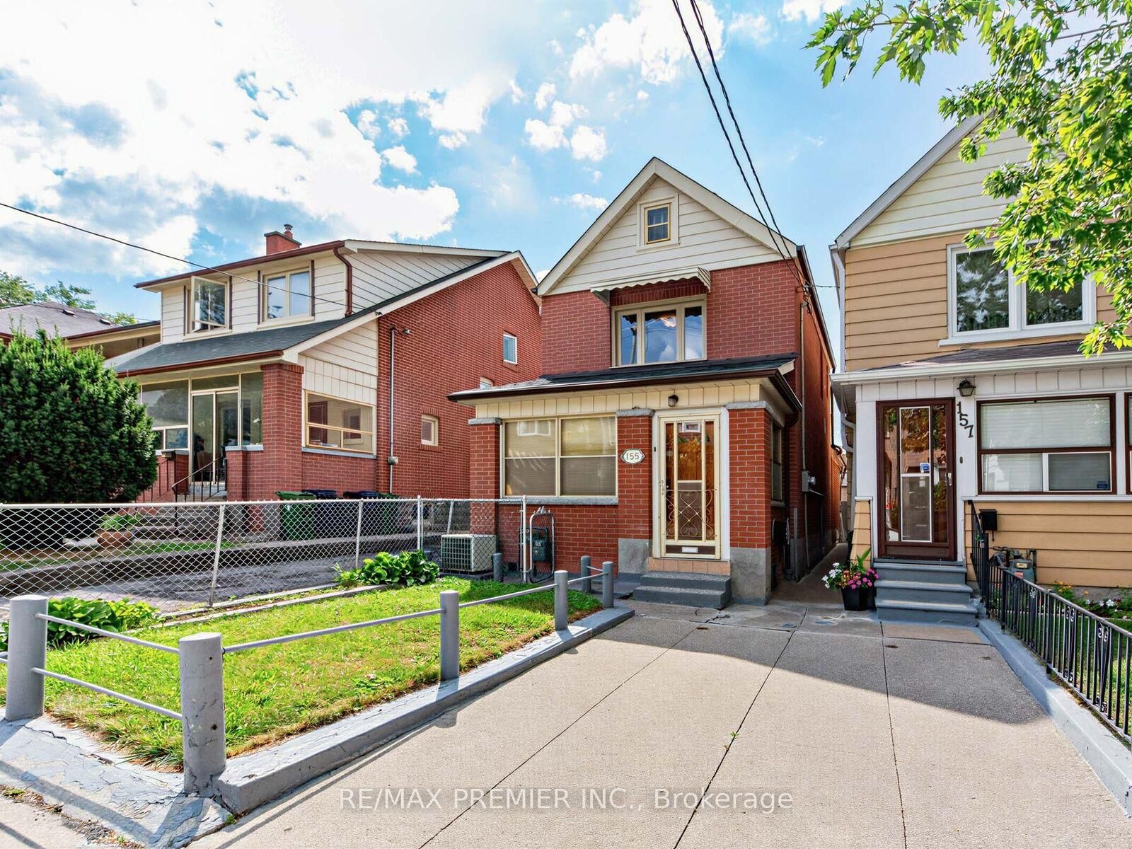 Property Photo:  155 Ascot Avenue  ON M6E 1G5 