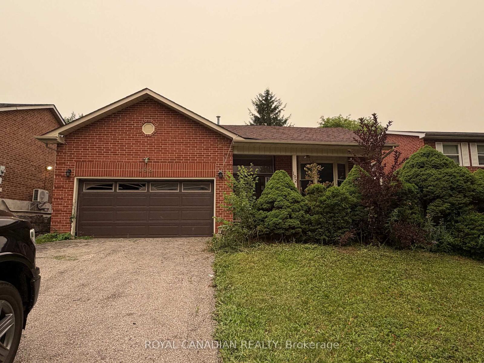 Property Photo:  192 Harrison Drive  ON L3Y 6B9 