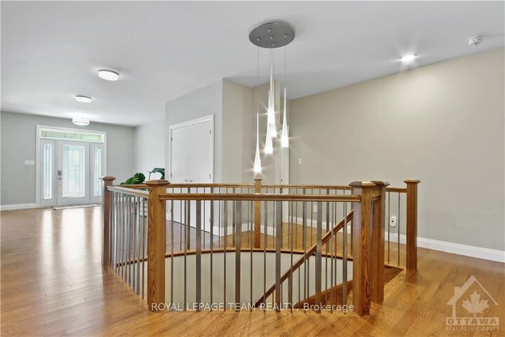 Property Photo:  159 Roger Road  ON K1H 5C7 