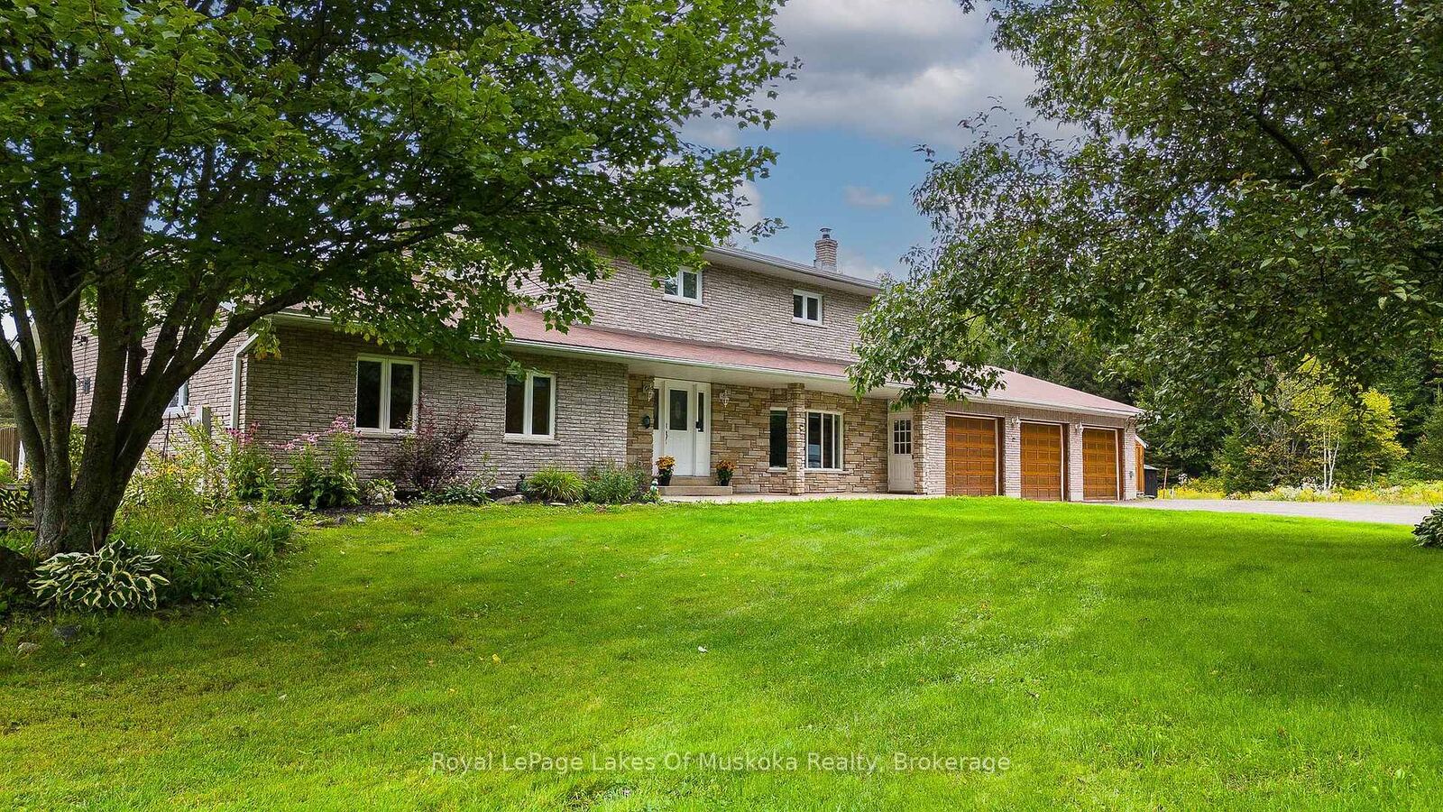Property Photo:  341 Woods Road  ON P0A 1C0 