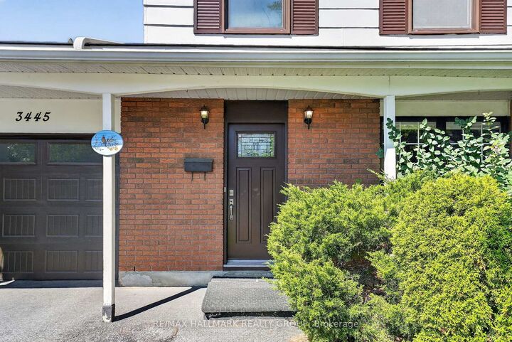 Property Photo:  3445 Southgate Road  ON K1V 7Y5 