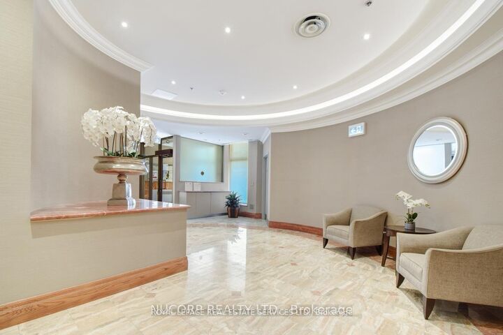 Property Photo:  935 Royal York Road 305  ON M8Y 4H1 