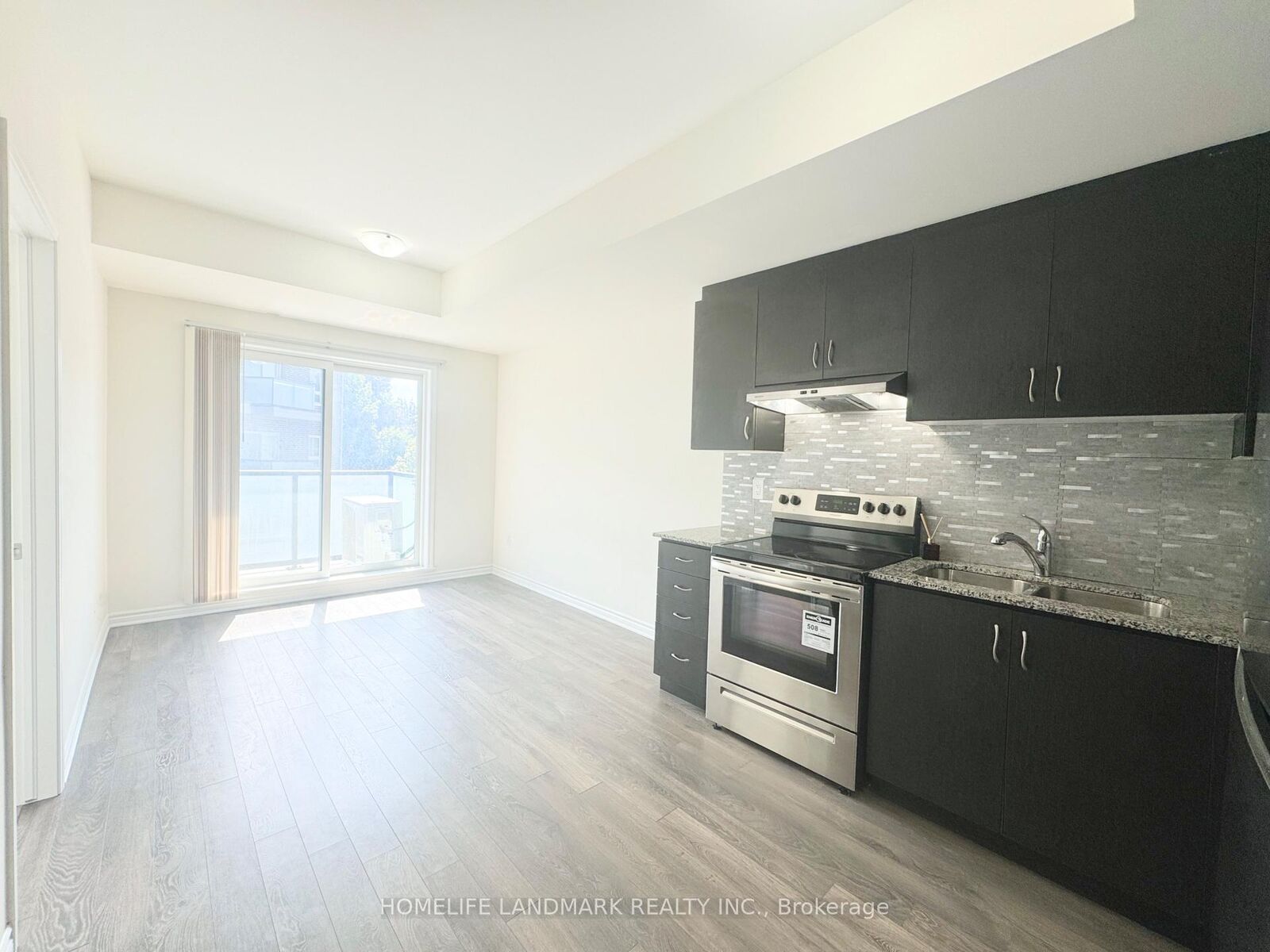 Property Photo:  1085 Danforth Road 214  ON M1J 0B2 