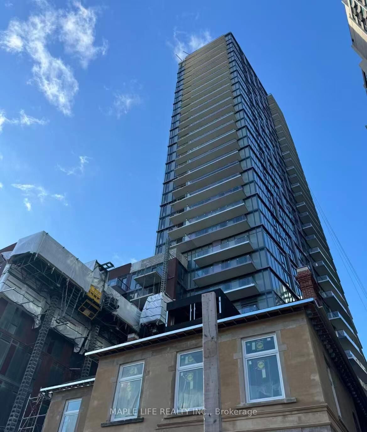 Property Photo:  308 Jarvis Street 1909  ON M5B 0E3 