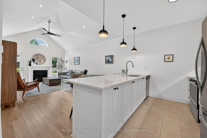 Property Photo:  73 Kari Crescent  ON L9Y 0Z7 