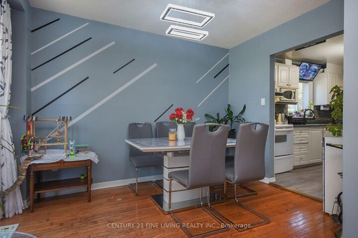 Property Photo:  2700 Battleford Road 34  ON L5N 2S7 