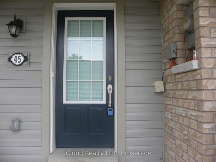 Property Photo:  45 Butcher Crescent  ON N3T 0P3 