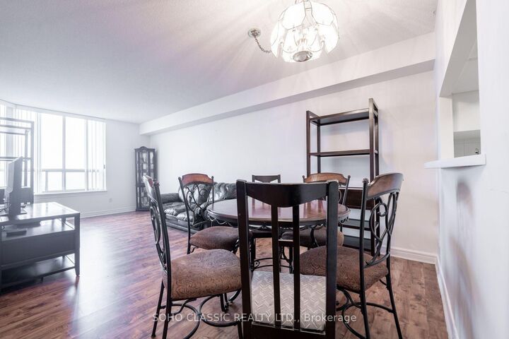 Property Photo:  1700 Eglinton Avenue E 809  ON M4A 2X4 