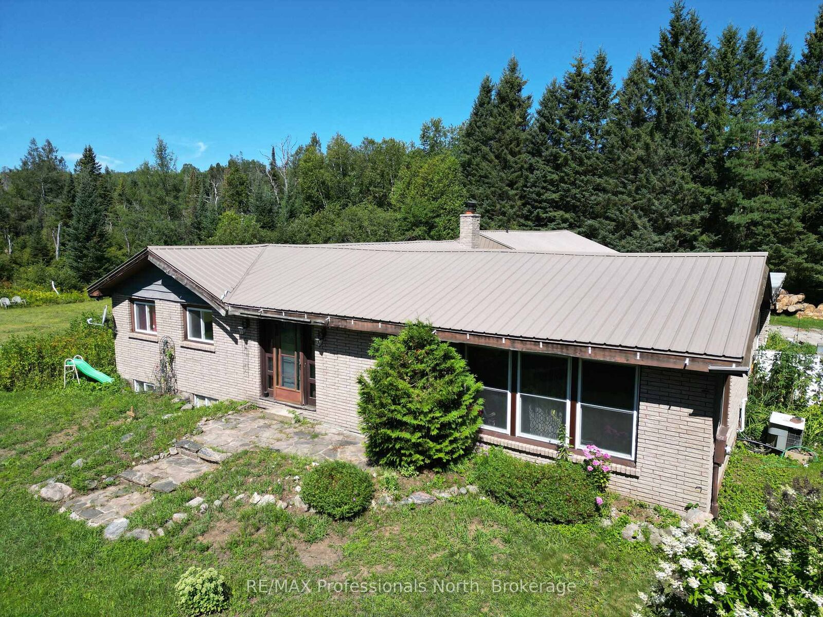 Property Photo:  8111 County Road 503 N/A  ON K0M 2A1 