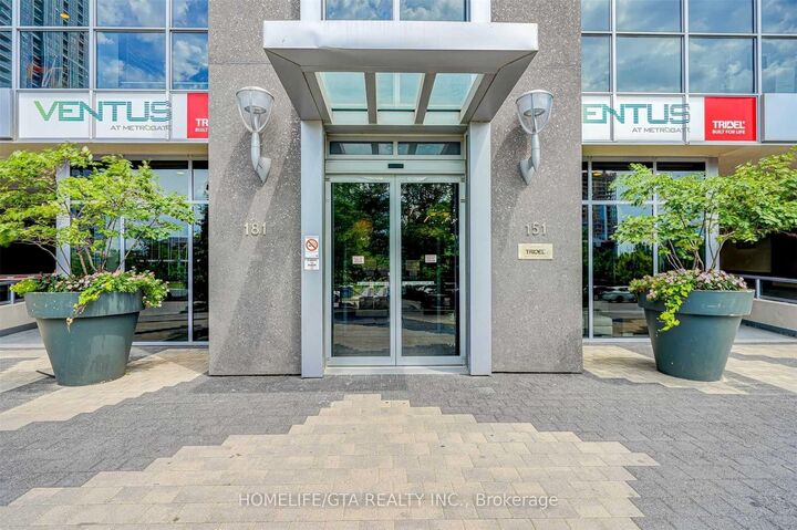 Property Photo:  151 Village Green Square 905  ON M1S 0K5 